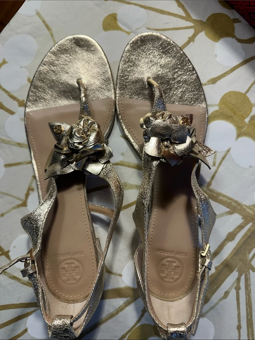 Tory Burch Metallic Gold Floral T-Strap Sandals - Women, NIB, Size 11 with bag